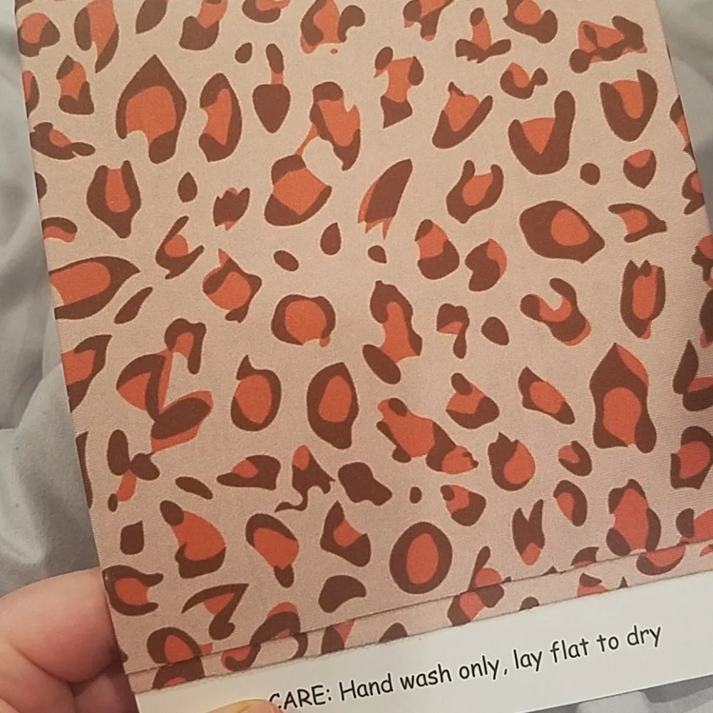 ♥️10/$13 New leopard stretchy boot toppers cuffs Nwot